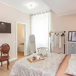 Διαμέρισμα Luxury Quiet Above Subway Μιλάνο