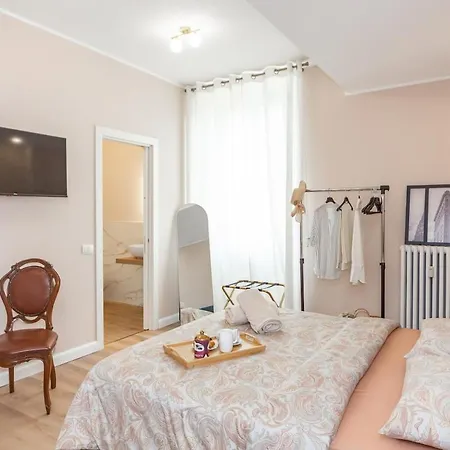 Appartement Luxury Quiet Above Subway Milan