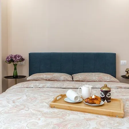 Luxury Quiet Above Subway Milano